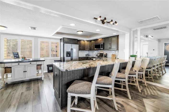 Image No.18-3 Bed Townhouse for sale