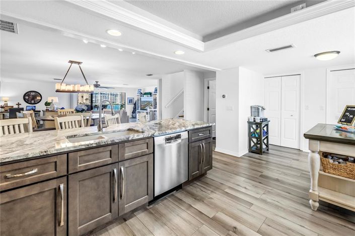 Image No.23-3 Bed Townhouse for sale