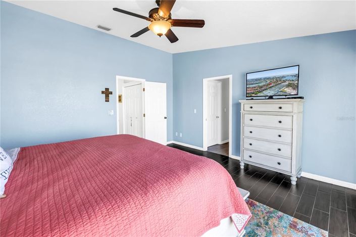 Image No.33-3 Bed Townhouse for sale