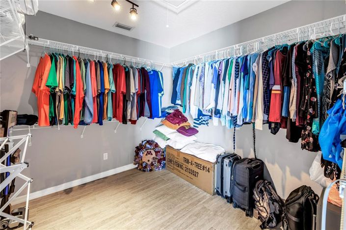 Image No.35-3 Bed Townhouse for sale