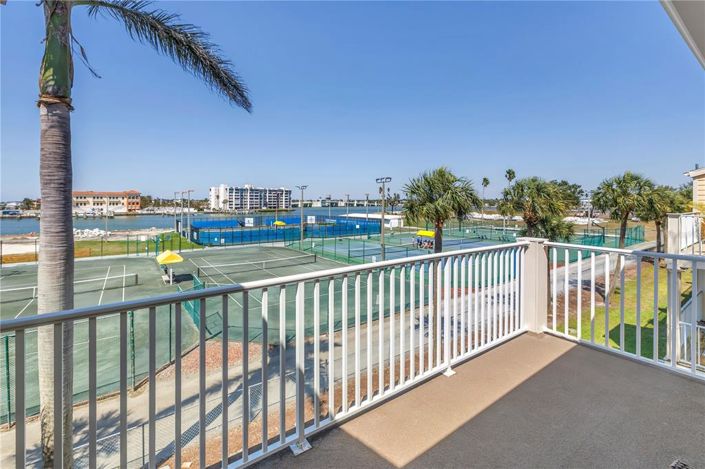 Image No.41-3 Bed Townhouse for sale