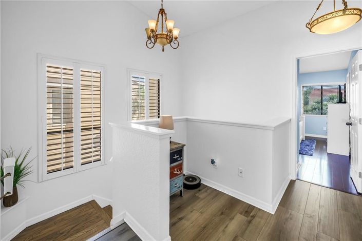 Image No.50-3 Bed Townhouse for sale