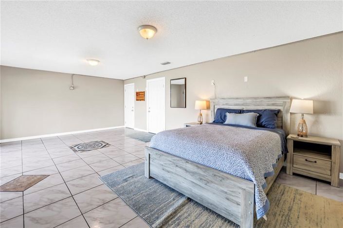 Image No.57-3 Bed Townhouse for sale