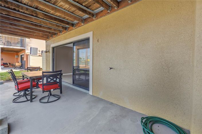 Image No.60-3 Bed Townhouse for sale