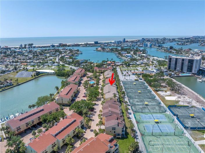 Image No.85-3 Bed Townhouse for sale