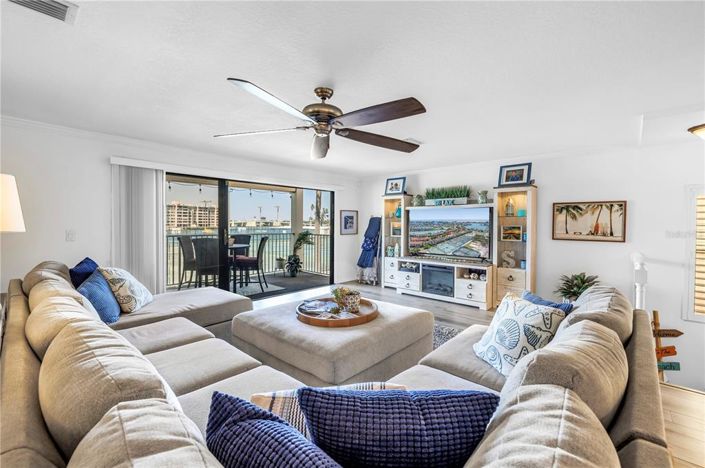 Image No.9-3 Bed Townhouse for sale