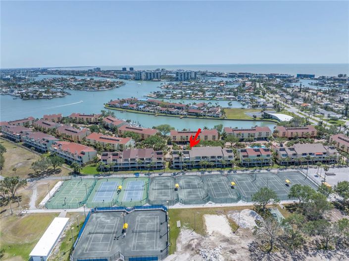 Image No.93-3 Bed Townhouse for sale