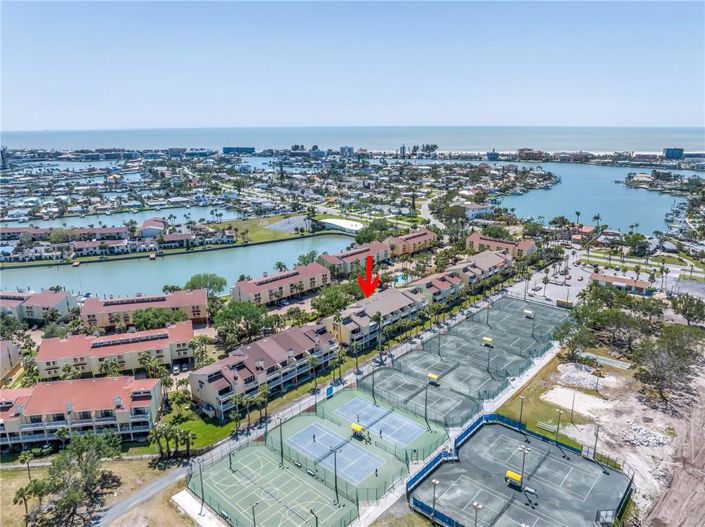 Image No.94-3 Bed Townhouse for sale