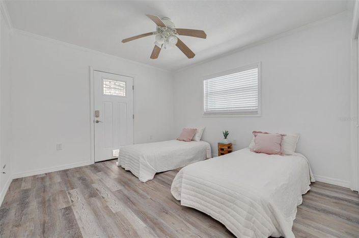 Image No.17-2 Bed Property for sale