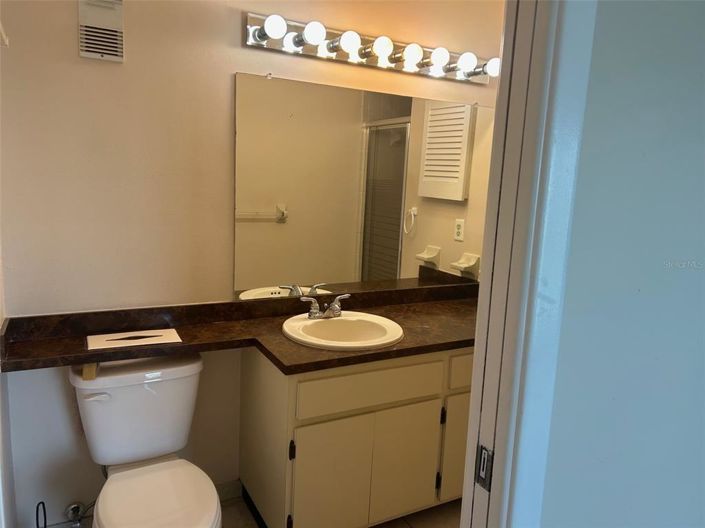 Image No.22-Maison de ville de 2 chambres à vendre à Treasure Island