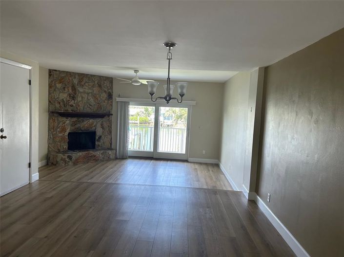 Image No.38-Maison de ville de 2 chambres à vendre à Treasure Island