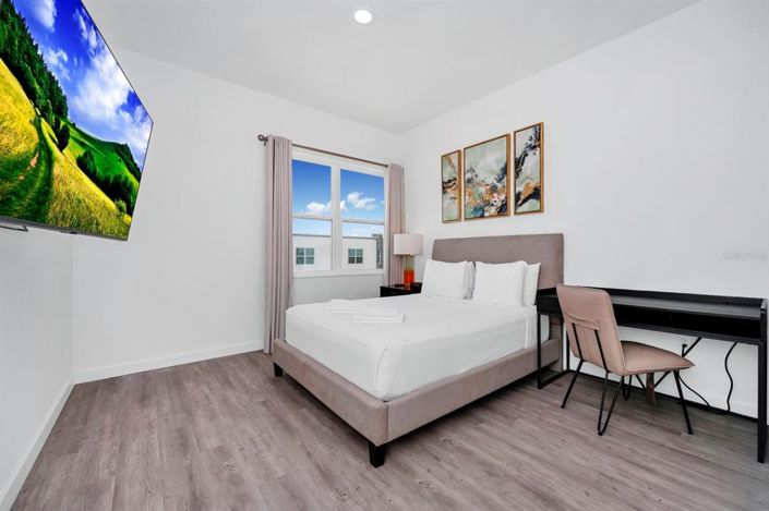 Image No.23-4 Bed Townhouse for sale