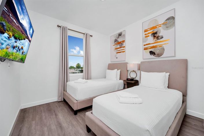 Image No.31-4 Bed Townhouse for sale