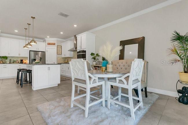 Image No.12-4 Bed Property for sale