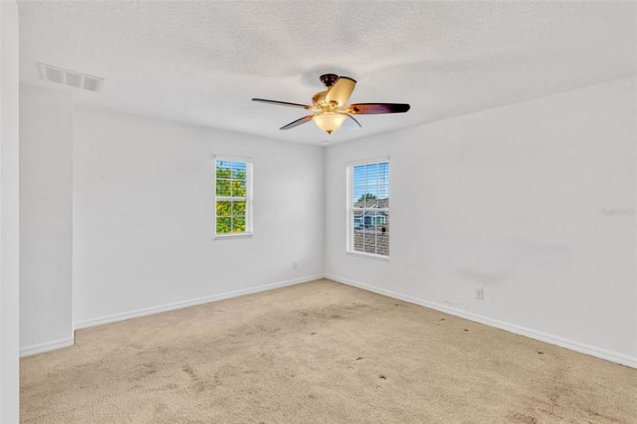 Image No.24-5 Bed Property for sale