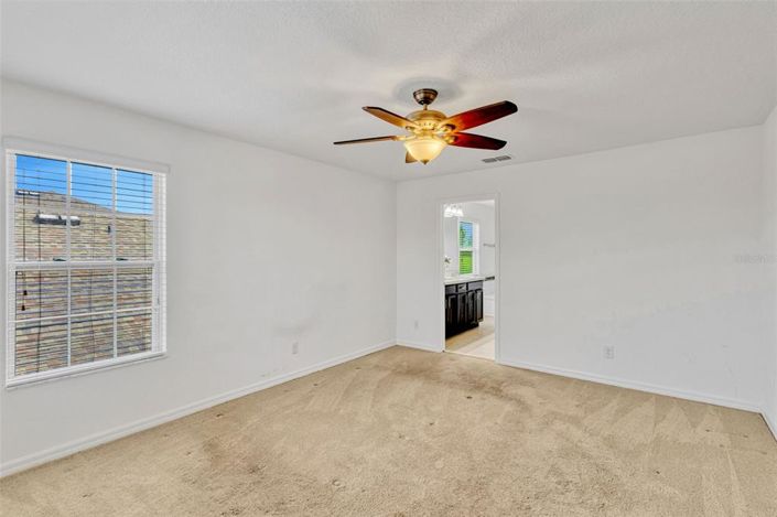 Image No.9-5 Bed Property for sale