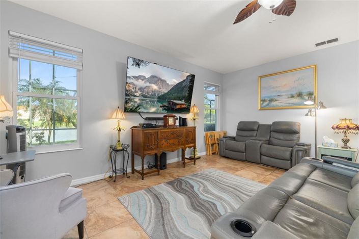 Image No.18-Propriété de 4 chambres à vendre à Kissimmee