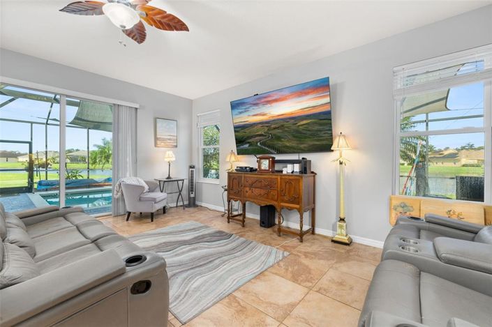 Image No.19-Propriété de 4 chambres à vendre à Kissimmee