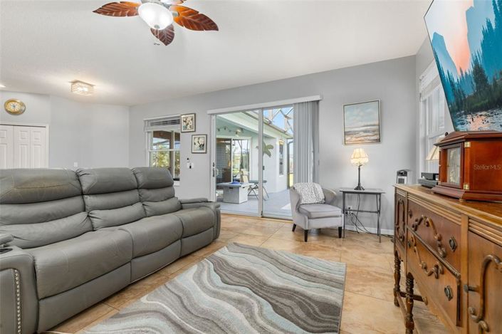 Image No.20-Propriété de 4 chambres à vendre à Kissimmee