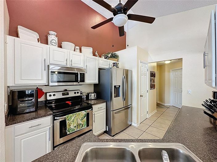 Image No.14-4 Bed Property for sale