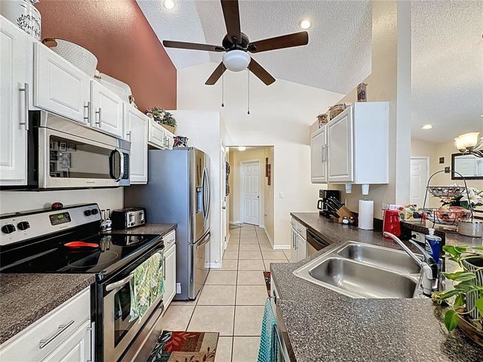 Image No.15-4 Bed Property for sale