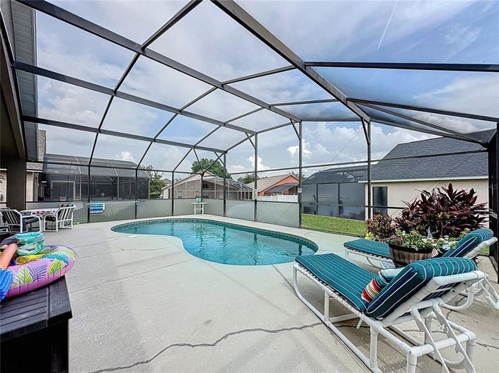 Image No.24-4 Bed Property for sale