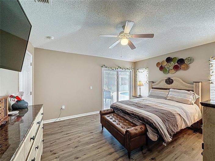 Image No.33-4 Bed Property for sale