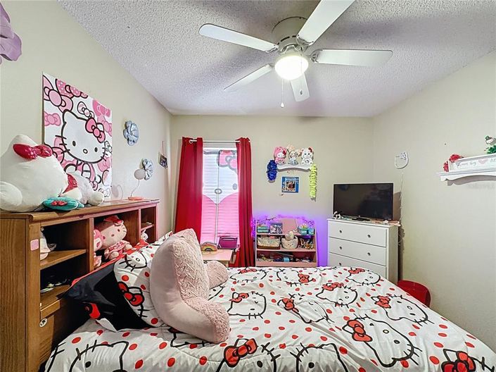 Image No.44-4 Bed Property for sale