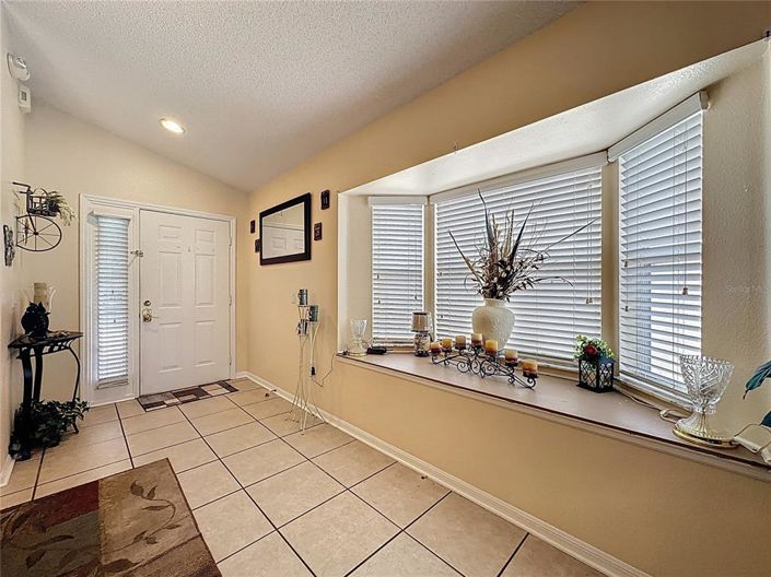 Image No.6-4 Bed Property for sale