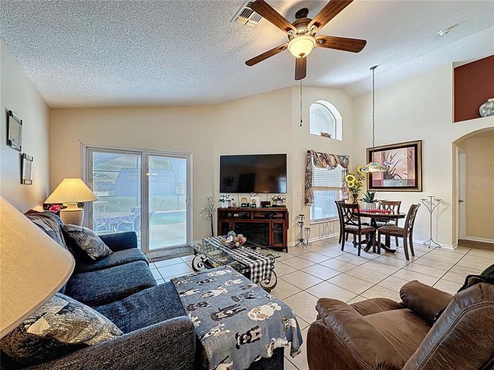 Image No.9-4 Bed Property for sale