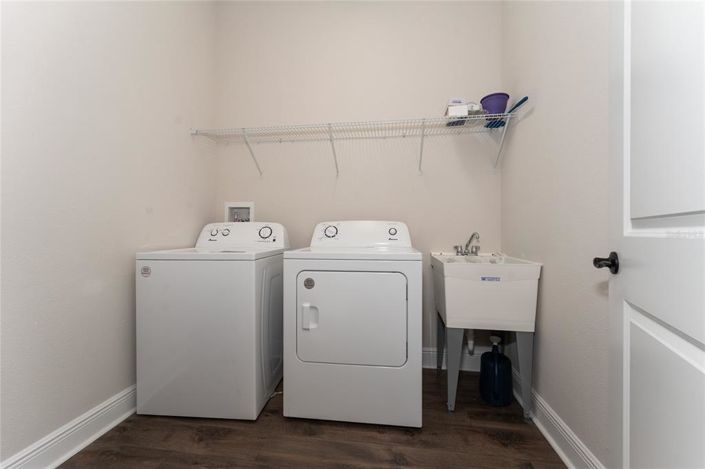 Image No.20-3 Bed Property for sale