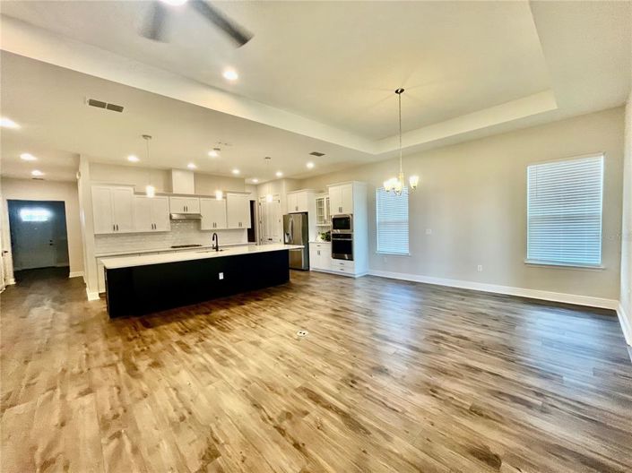 Image No.3-3 Bed Property for sale