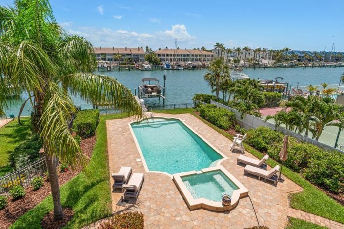 Image No.19-Propriété de 5 chambres à vendre à St. Petersburg