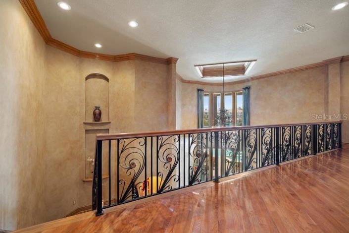 Image No.40-Propriété de 5 chambres à vendre à St. Petersburg