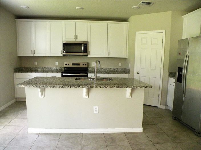 Image No.20-4 Bed Property for sale