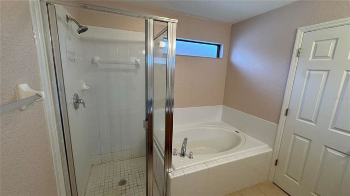 Image No.19-Propriété de 4 chambres à vendre à Clermont