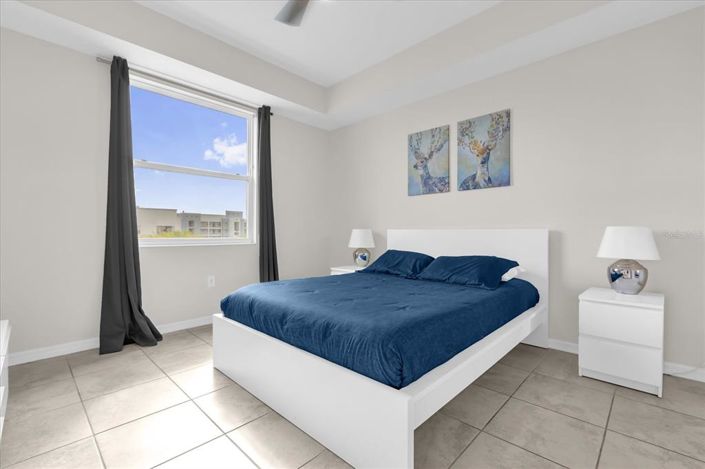 Image No.20-2 Bed Property for sale