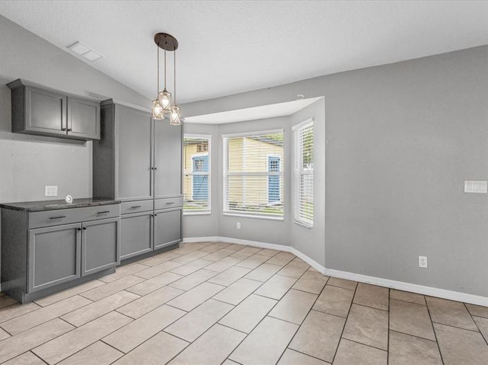 Image No.15-3 Bed Property for sale