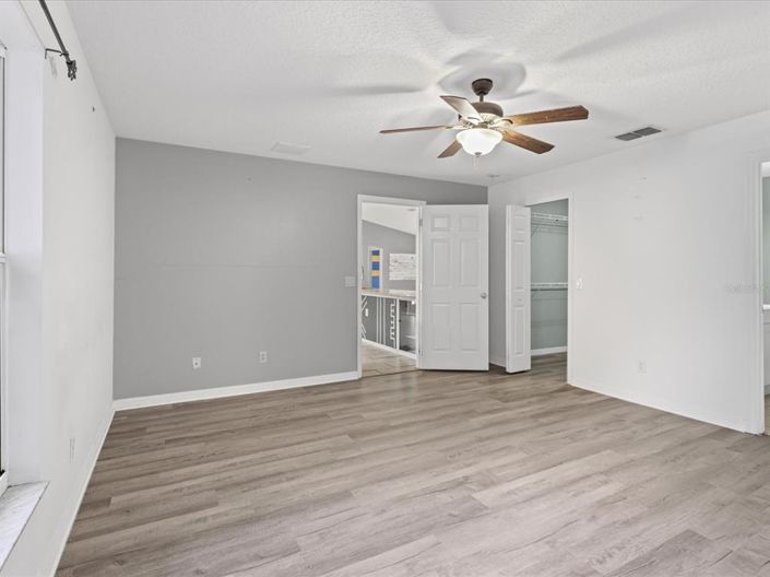 Image No.20-3 Bed Property for sale