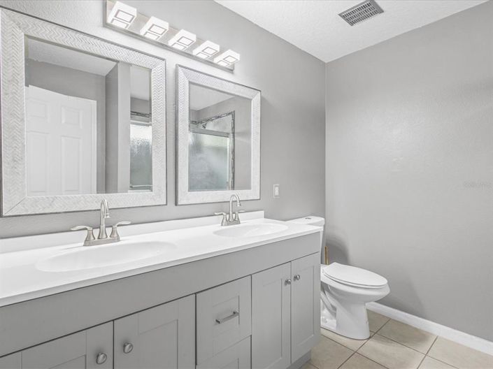 Image No.22-3 Bed Property for sale