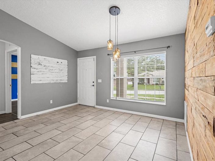 Image No.7-3 Bed Property for sale