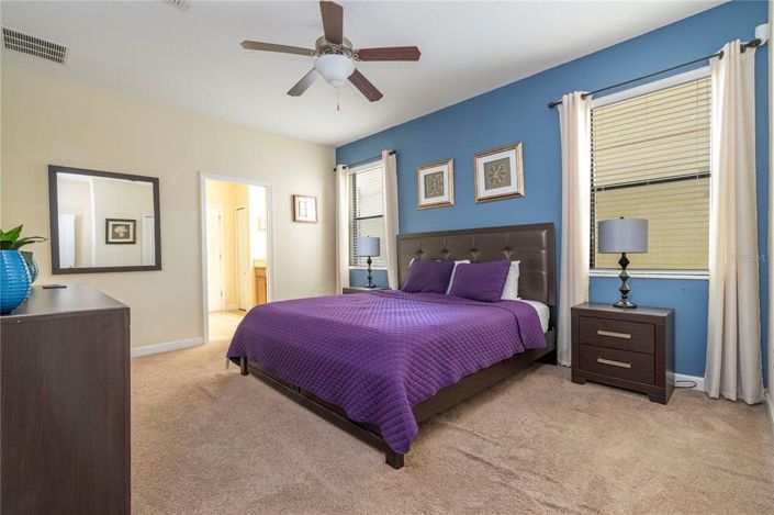 Image No.8-7 Bed Property for sale