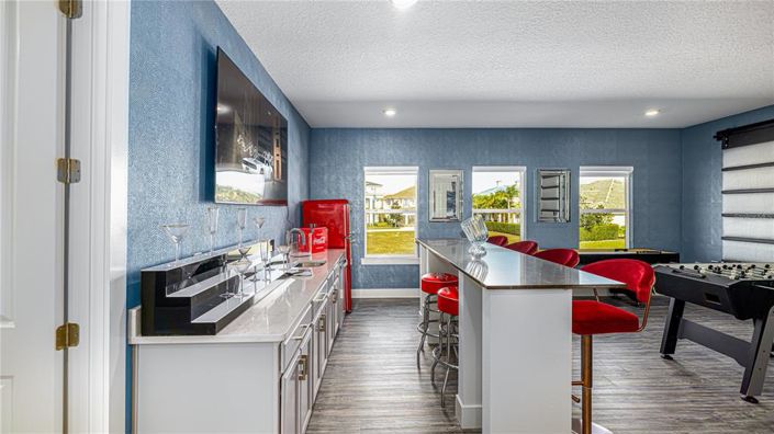 Image No.20-9 Bed Property for sale