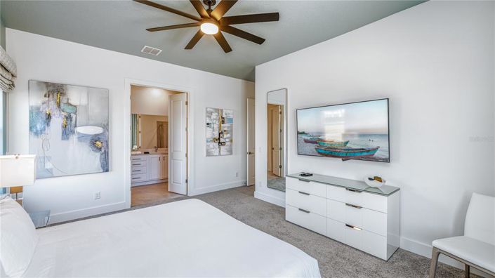 Image No.28-9 Bed Property for sale