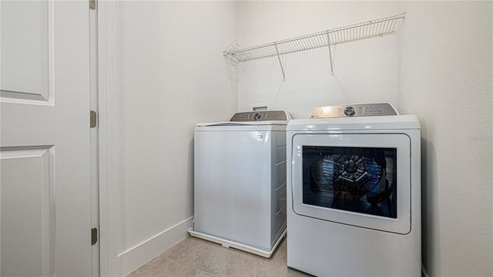 Image No.50-9 Bed Property for sale