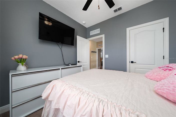 Image No.13-4 Bed Property for sale