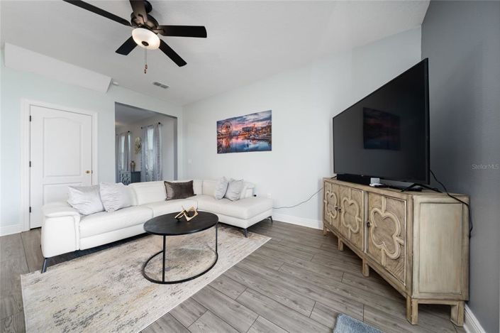 Image No.8-4 Bed Property for sale