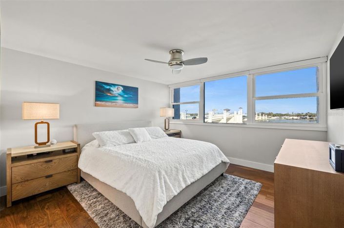 Image No.23-2 Bed Property for sale