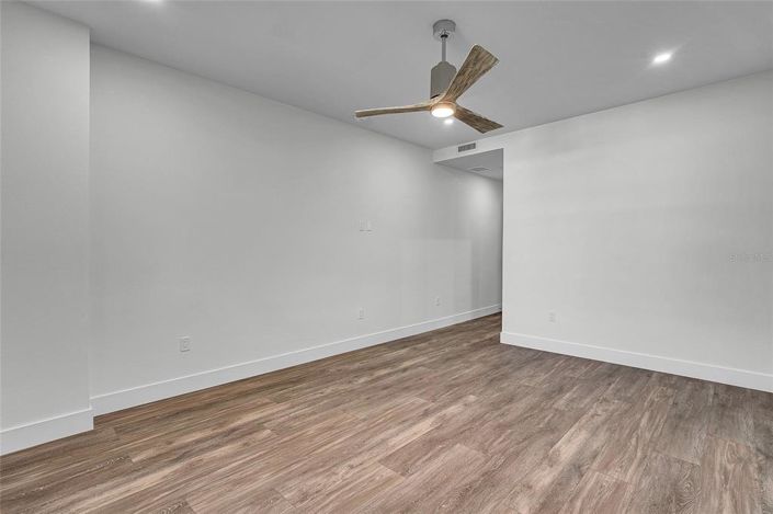 Image No.36-4 Bed Property for sale