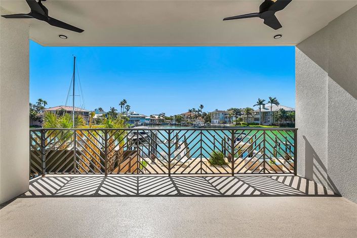 Image No.38-4 Bed Property for sale